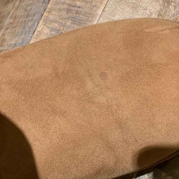 UGG Boots - Picture 5 of 5